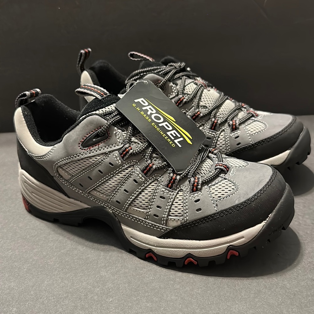 NWT G. H. Propel Trail Hiking Shoes Grey Men 7